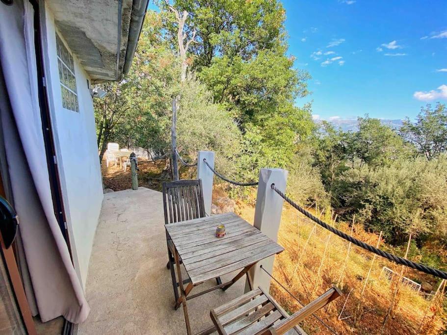 Bas De Villa Au Milieu Des Oliviers. Chateauneuf-Villevieille Εξωτερικό φωτογραφία